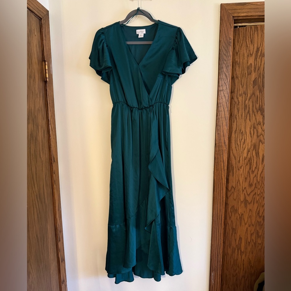 Nicole Miller Satin Emerald Wrap Dress Flutter Sleeve Ruffle wedding guest - Picture 2 of 6
